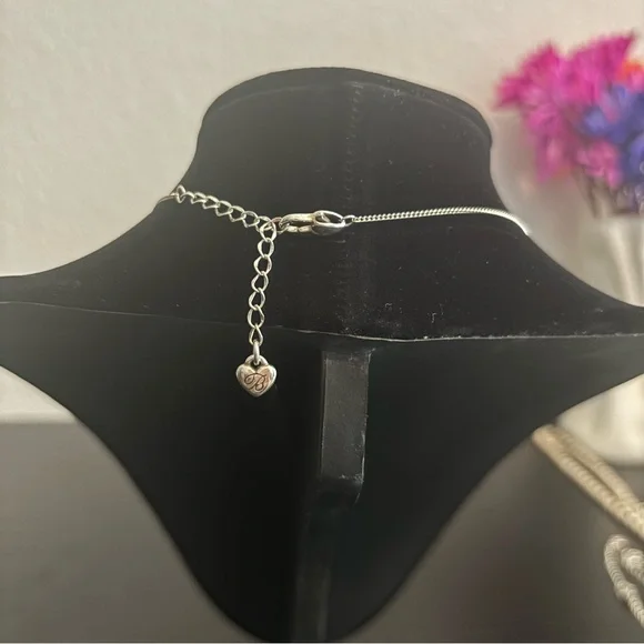 Interlok Trio Petite Necklace - Picture 5 of 5